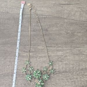 Elegant Green Floral Necklace